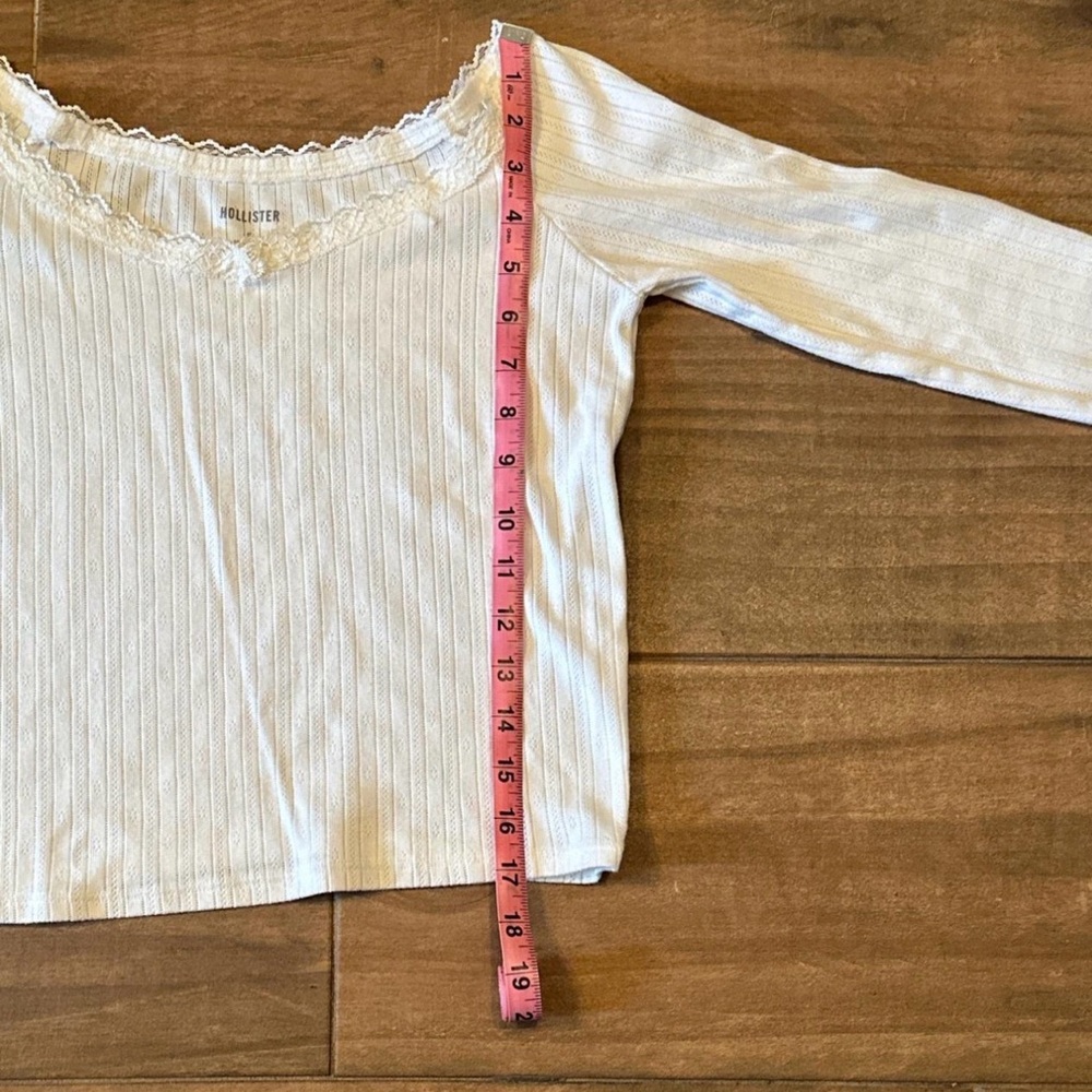 Hollister Women's Off-White Ribbed Long Sleeve Top - Picture 4 of 4